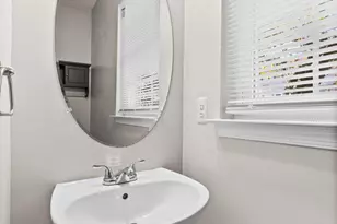 15719 Lansdale Pl, Dumfries, VA 22025 - Photo 11