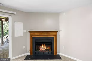 15719 Lansdale Pl, Dumfries, VA 22025 - Photo 43