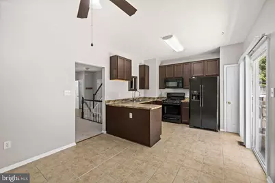 15719 Lansdale Place, Dumfries, VA 22025 - Photo 17