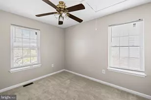 15719 Lansdale Pl, Dumfries, VA 22025 - Photo 27