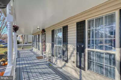 5876 Pontiac Drive, Woodbridge, VA 22193 - Photo 5