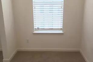 16900 Porters Inn Dr, Dumfries, VA 22026 - Photo 19