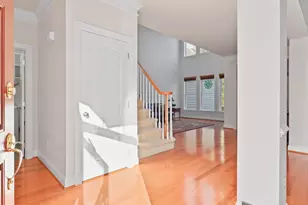 5709 Wheelwright Way, Haymarket, VA 20169 - Photo 5