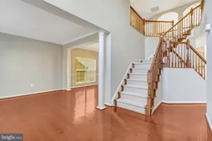 8605 Ellis Ford Pl, Gainesville, VA 20155 - Photo 15