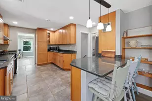 13827 Spriggs Rd, Manassas, VA 20112 - Photo 9