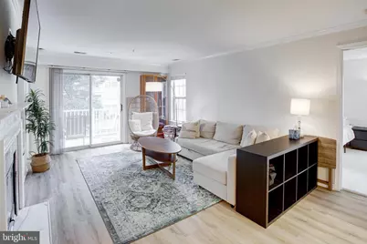 13615 Garfield Place #203, Woodbridge, VA 22191 - Photo 3