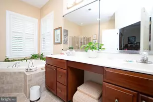 5243 Canyon Creek Way, Haymarket, VA 20169 - Photo 29