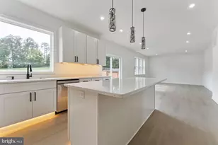 8111 Oak St, Manassas, VA 20111 - Photo 15