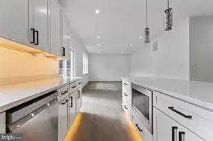 8111 Oak St, Manassas, VA 20111 - Photo 11