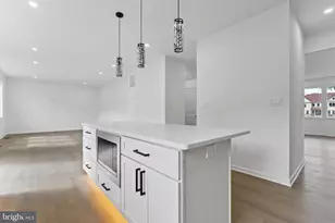 8111 Oak St, Manassas, VA 20111 - Photo 13