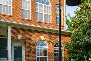 15426 Rosemont Manor Dr, Haymarket, VA 20169 - Photo 5