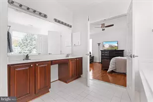 13612 Ryton Ridge Ln, Gainesville, VA 20155 - Photo 29