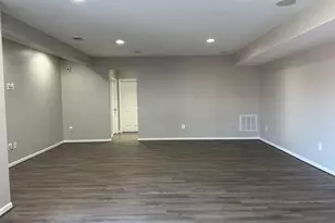 3254 Kira Ct, Triangle, VA 22172 - Photo 9