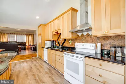 10009 Bent Tree Lane, Manassas, VA 20111 - Photo 19