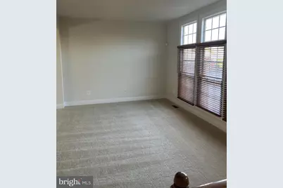 6872 Witton Circle, Gainesville, VA 20155 - Photo 9