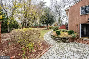 1329 Devils Reach Rd, Woodbridge, VA 22192 - Photo 27