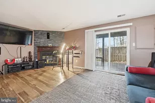 8514 Charnwood Ct, Manassas, VA 20111 - Photo 23