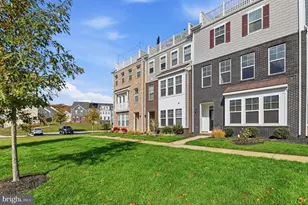 1490 Meadowlark Glen Rd, Dumfries, VA 22026 - Photo 3