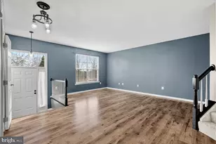 17304 Pacific Rim Terrace, Dumfries, VA 22025 - Photo 9