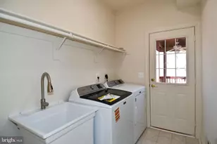 8368 Hickory Hollow Ct, Manassas, VA 20112 - Photo 31