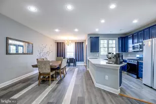 6907 Stanwick Square, Gainesville, VA 20155 - Photo 13