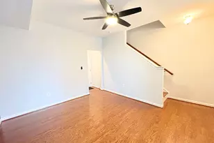 1718 Featherstone Rd, Woodbridge, VA 22191 - Photo 5