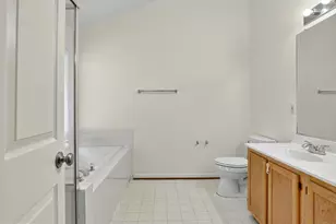 3844 Koval Ln, Woodbridge, VA 22192 - Photo 17