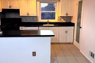 14401 Brandon Ct, Woodbridge, VA 22193 - Photo 3