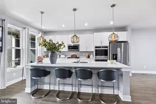 1672 Sandpiper Bay Loop, Dumfries, VA 22026 - Photo 11