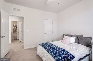 6900 Kona Dr, Gainesville, VA 20155 - Photo 17