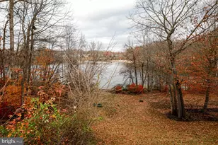 15661 Montview Dr, Dumfries, VA 22025 - Photo 25