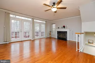 15661 Montview Dr, Dumfries, VA 22025 - Photo 9