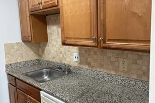 7597 Gales Ct, Manassas, VA 20109 - Photo 3