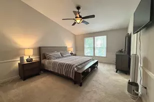 12121 Derriford Ct, Woodbridge, VA 22192 - Photo 9