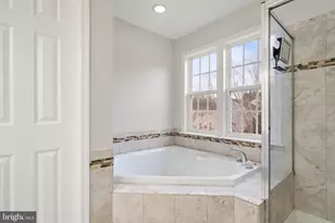 15204 Briggs Way, Woodbridge, VA 22193 - Photo 25