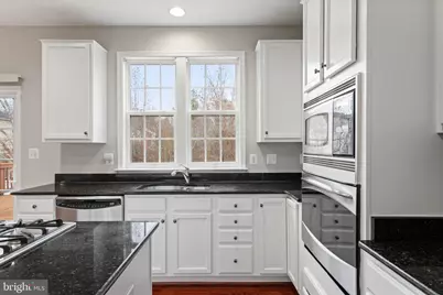 15204 Briggs Way, Woodbridge, VA 22193 - Photo 11