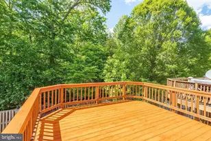 12620 Monarch Ct, Woodbridge, VA 22192 - Photo 11