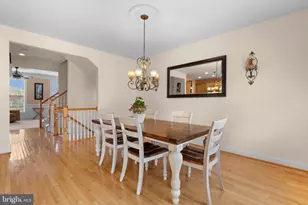 15908 Mackenzie Manor Dr, Haymarket, VA 20169 - Photo 17