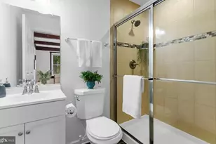 7804 Old Carolina Rd, Gainesville, VA 20155 - Photo 25