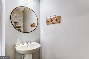 6117 Camerons Ferry Dr, Haymarket, VA 20169 - Photo 7