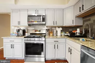 14669 Fox Glove Ct, Woodbridge, VA 22193 - Photo 9