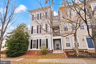 11821 Whitworth Cannon Ln, Bristow, VA 20136 - Photo 3