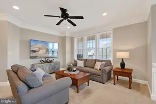 6920 Netherstone Ct, Gainesville, VA 20155 - Photo 11