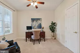 6920 Netherstone Ct, Gainesville, VA 20155 - Photo 19