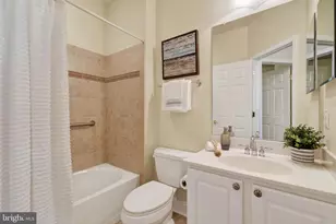 6920 Netherstone Ct, Gainesville, VA 20155 - Photo 21