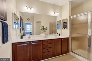 6920 Netherstone Ct, Gainesville, VA 20155 - Photo 17