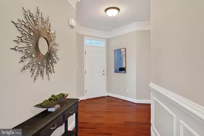 6920 Netherstone Court, Gainesville, VA 20155 - Photo 5