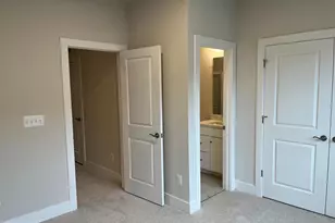 8883 Curie St, Manassas, VA 20109 - Photo 13