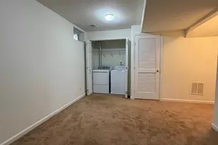 9068 Falcon Glen Ct, Bristow, VA 20136 - Photo 7