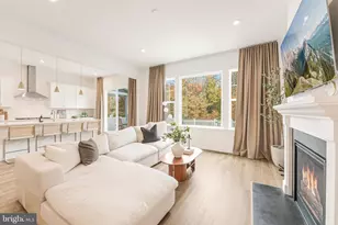 18260 Moss Gdn Rd, Dumfries, VA 22026 - Photo 11